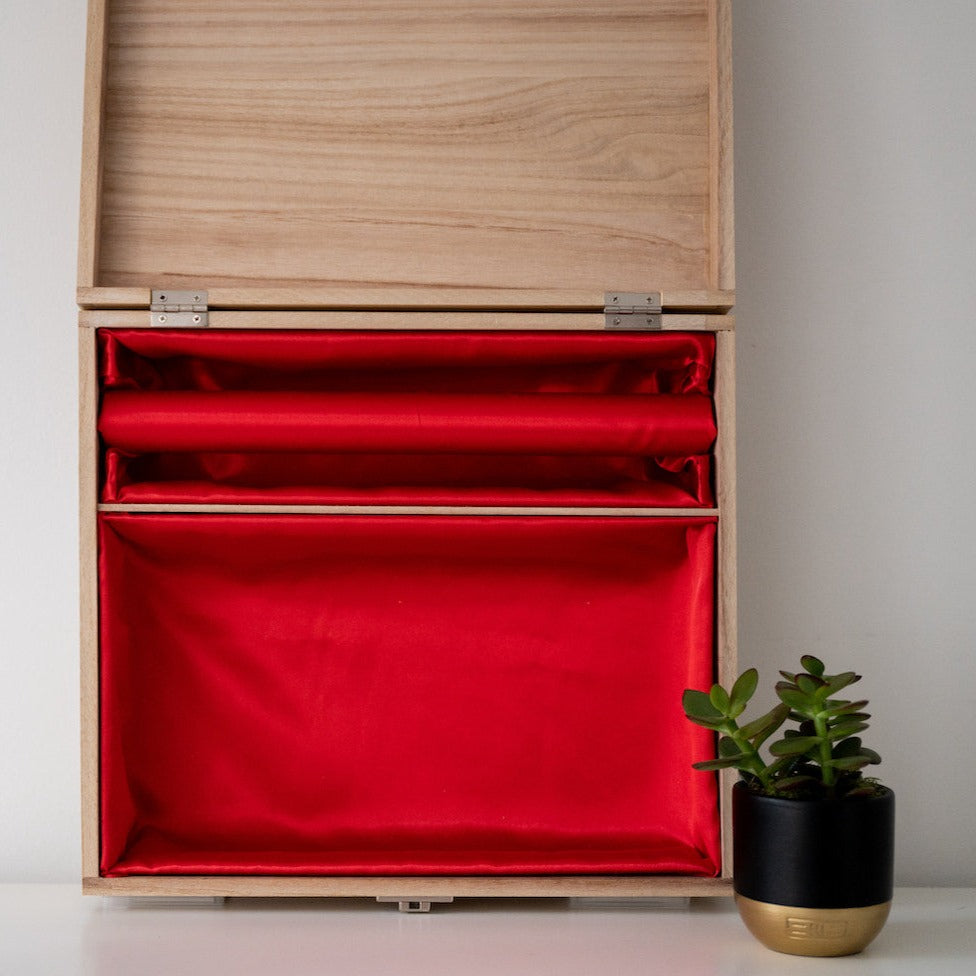 Woman logo bridal trousseau wooden box