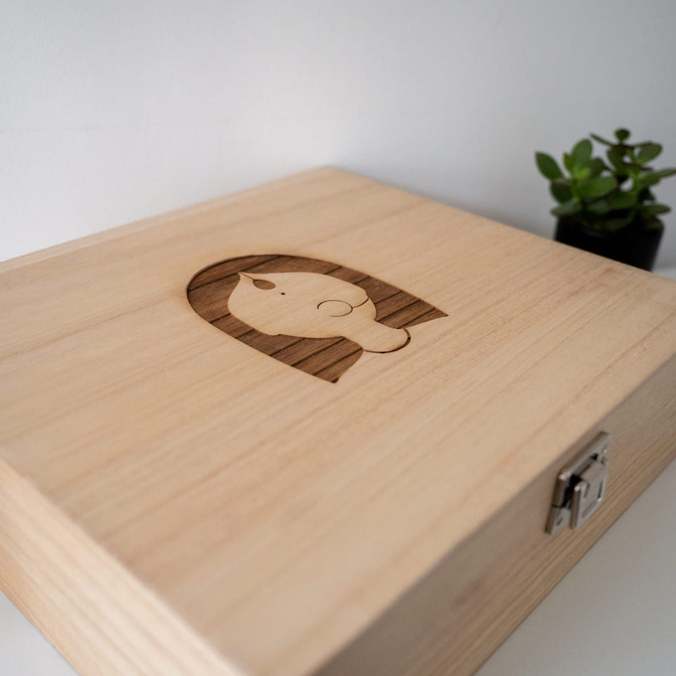 Woman logo bridal trousseau wooden box