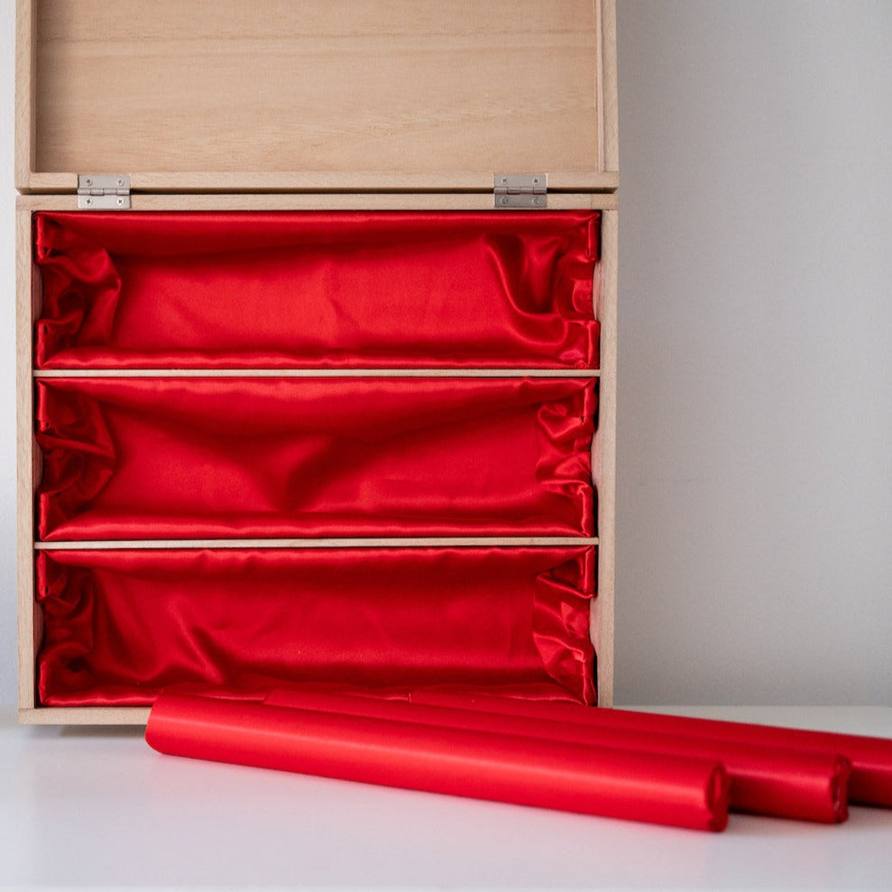 Multi bangle bar box with red lining with removable bangle bars